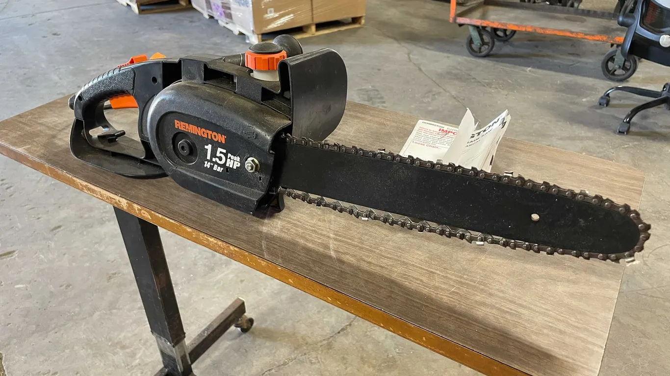 Electric Chainsaw (CW)