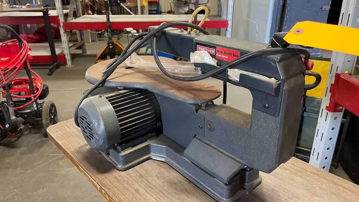 Craftsman Scroll Saw (CW)