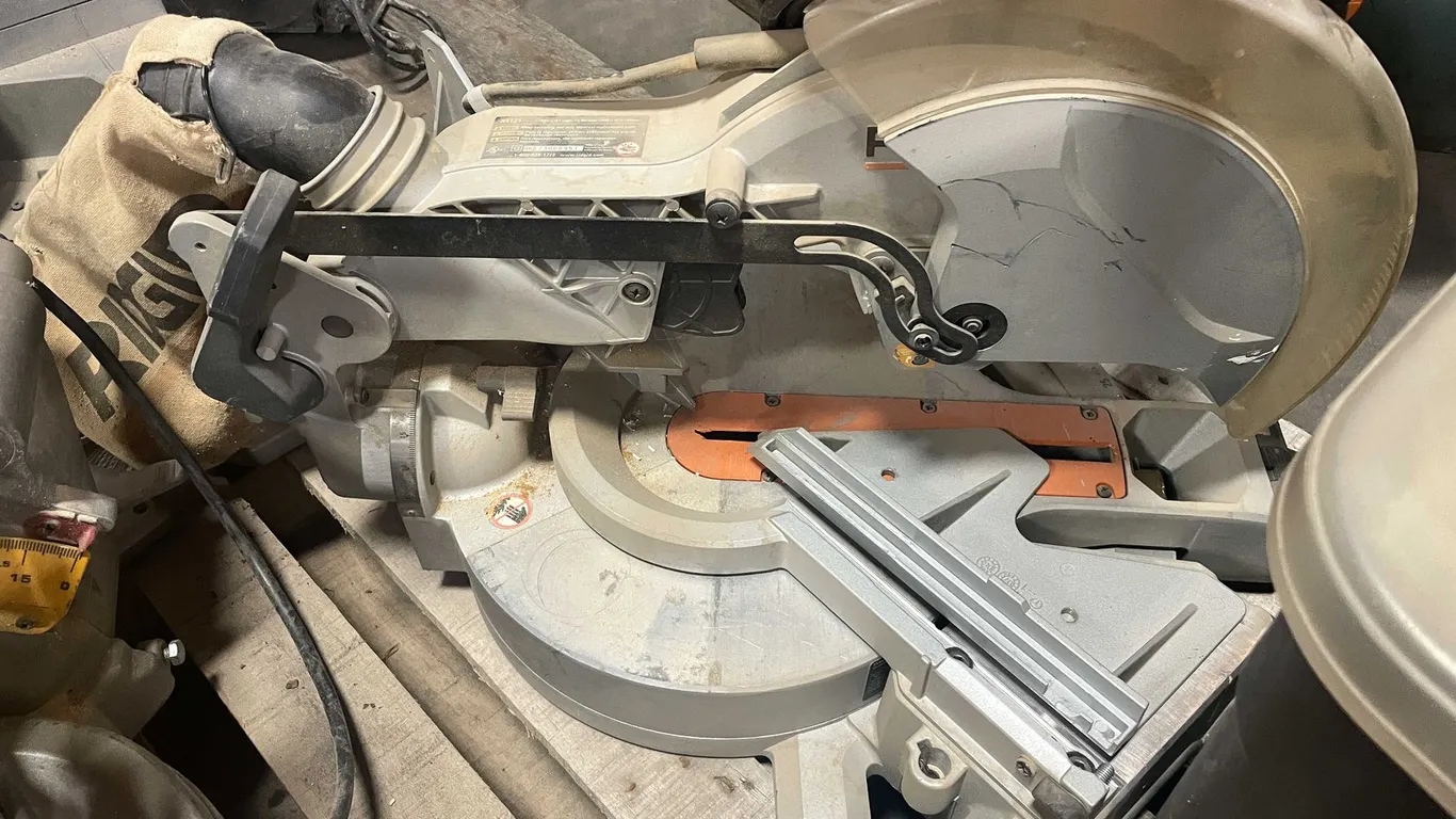 Ridgid 12" Miter Saw (E)