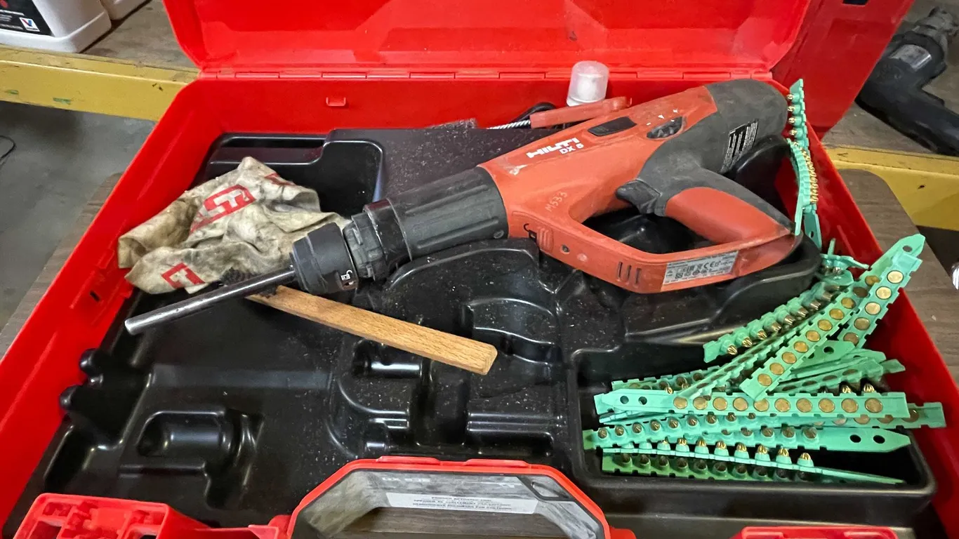 Hilti DX 5-IE Powder Actuated Nailer (PR12)