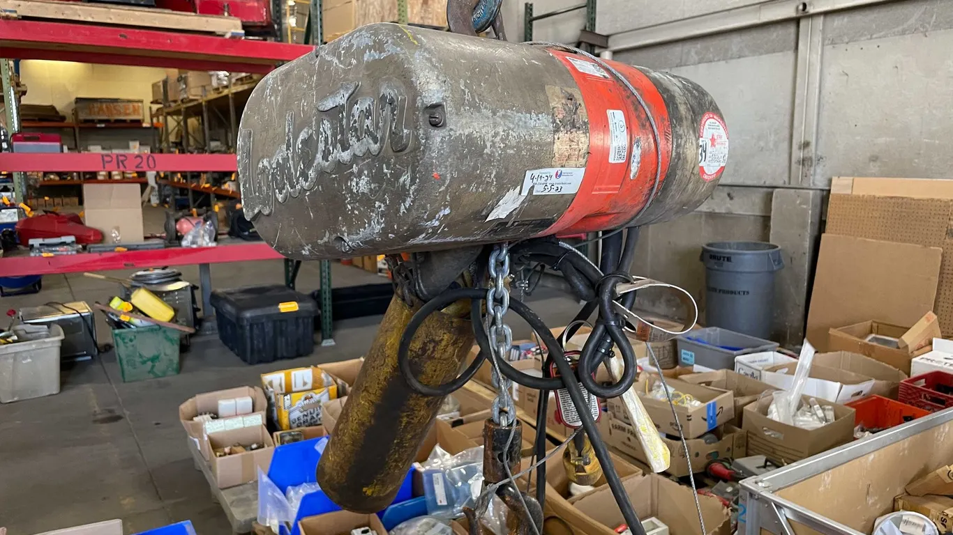 Loadstar 1 Ton Hoist (E)