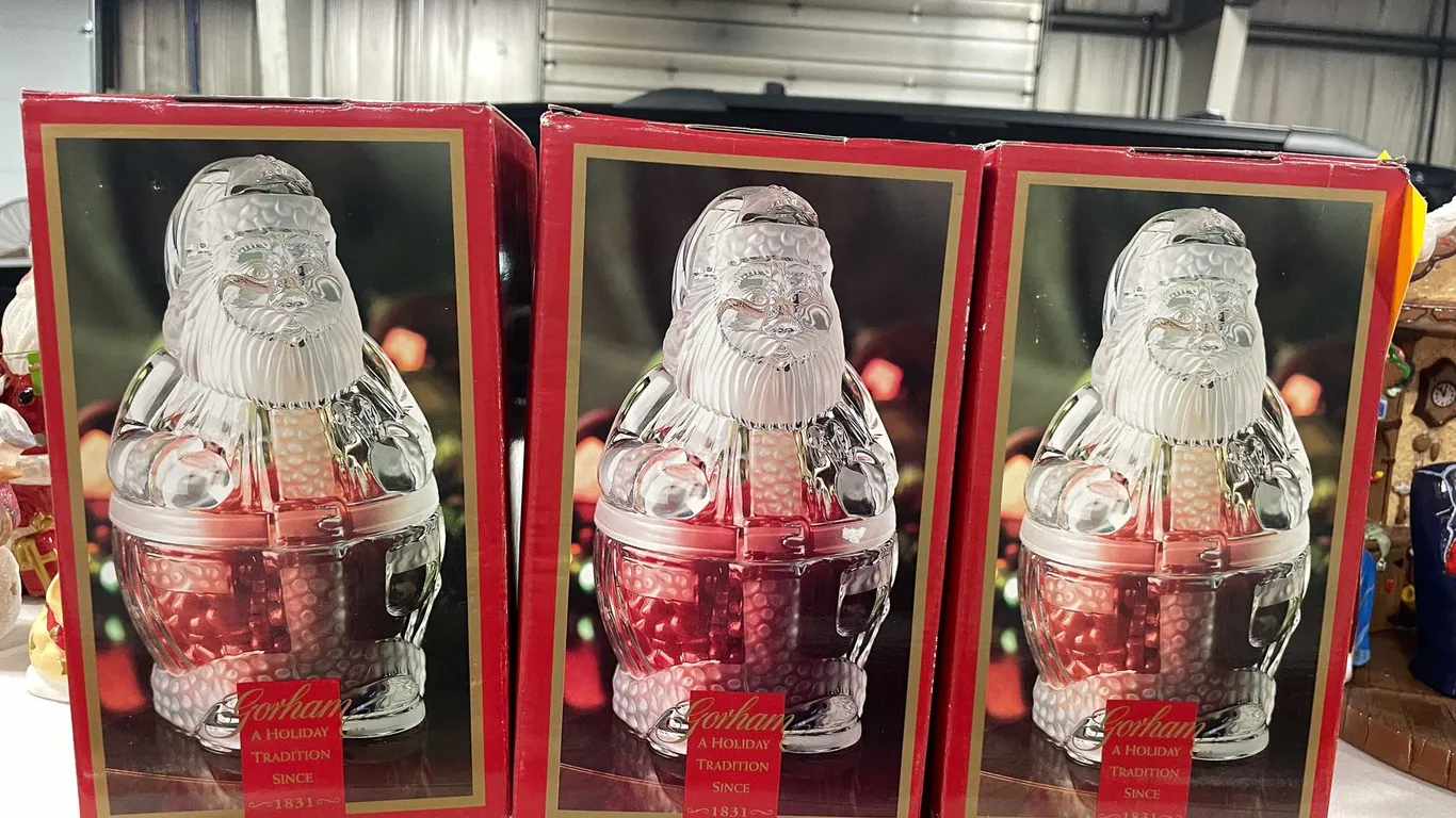 Crystal Christmas Santa Treat Jars (T2)