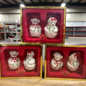 Lennox Salt and Pepper Shakers (T2)