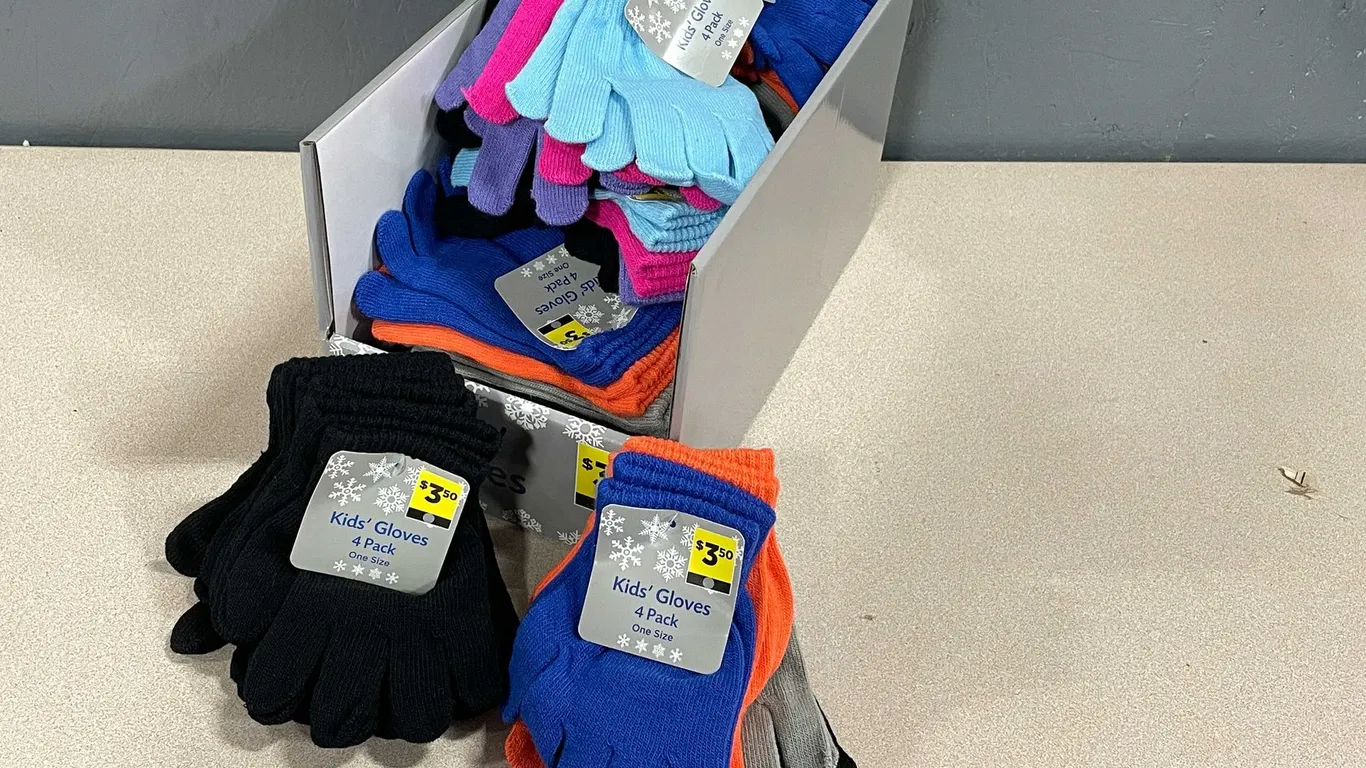 Kids Gloves (T2)