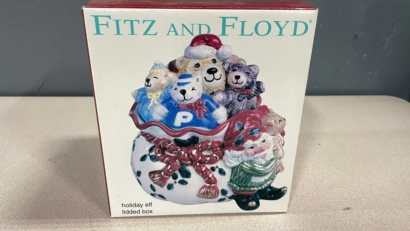 Christmas Cookie Jar (T2)