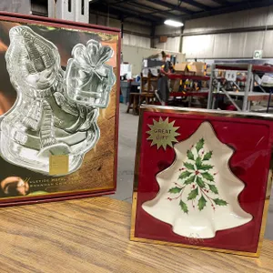 Lennox Christmas Trays (T2)