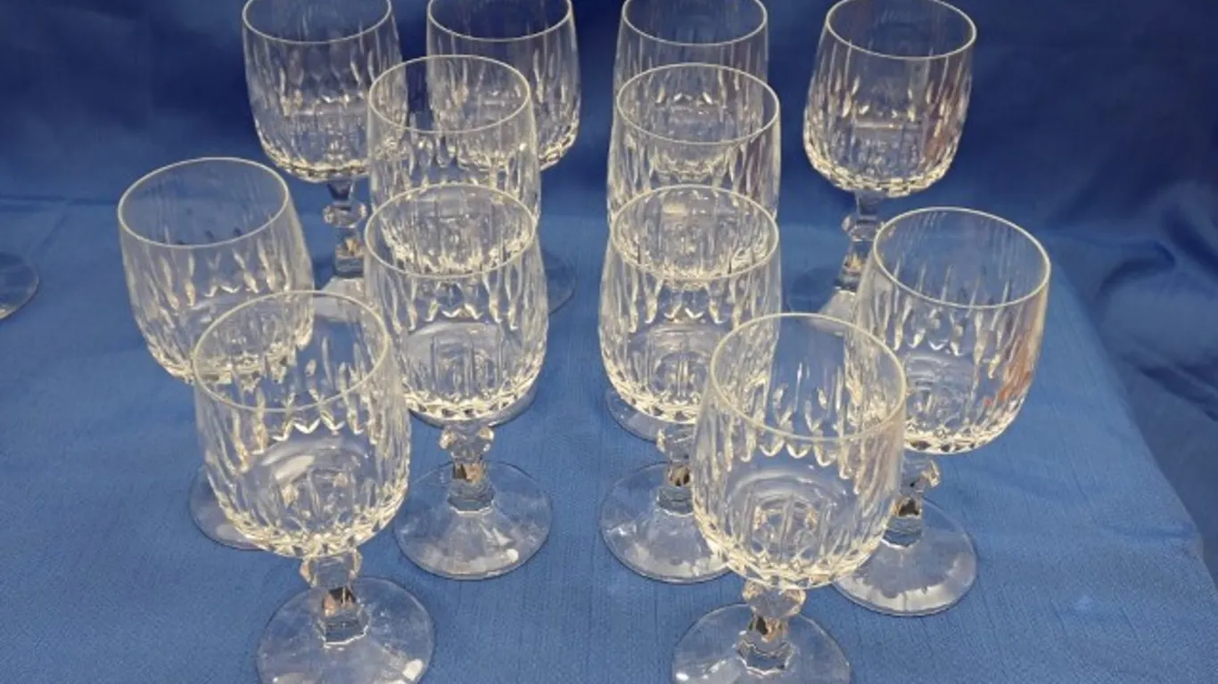 Crystal Stemmed Wine Glasses