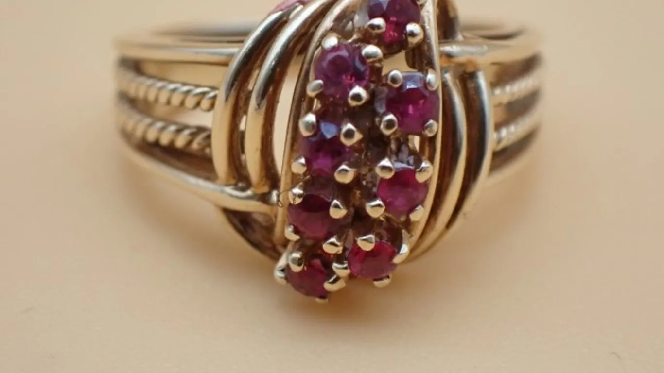 18k Yellow Gold Cluster Ring