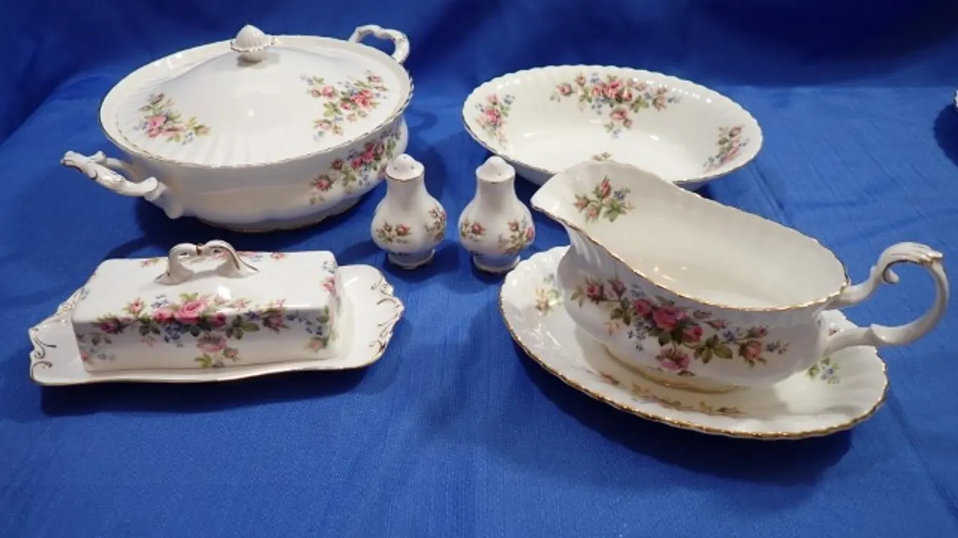 Royal Albert Tableware