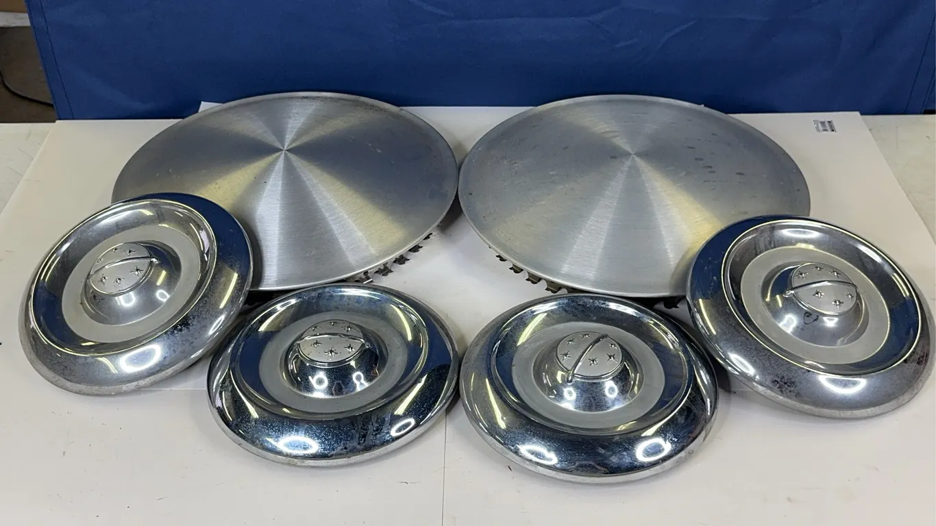 Classic Automobile Wheel Covers and Oldsmobile Dog Dish Hubcaps