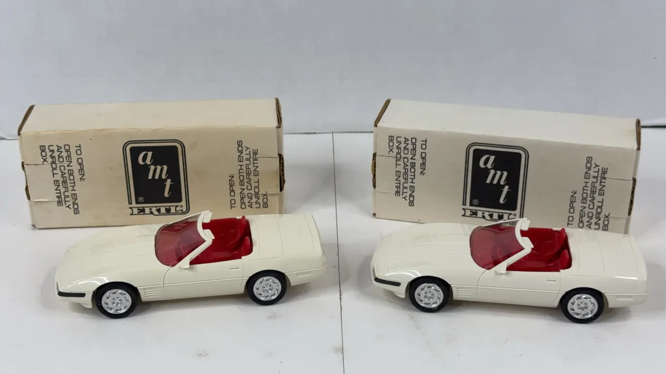 Pair AMT Ertl America3 Corvette Convertible Dealer Promo Models in Boxes