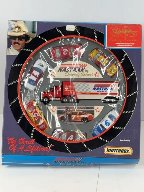 Matchbox NASTRAK Driving School Diecast Set Richard Petty Rodney Combs