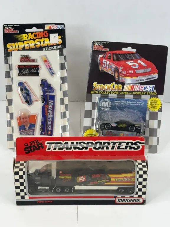 NASCAR Die-Cast Lot Matchbox Davey Allison Transporter Racing Champions