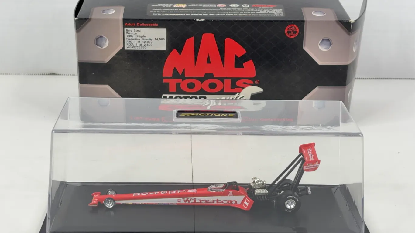 Action Mac Tools Gary Scelzi Winston 1997 Dragster 1:64 Diecast