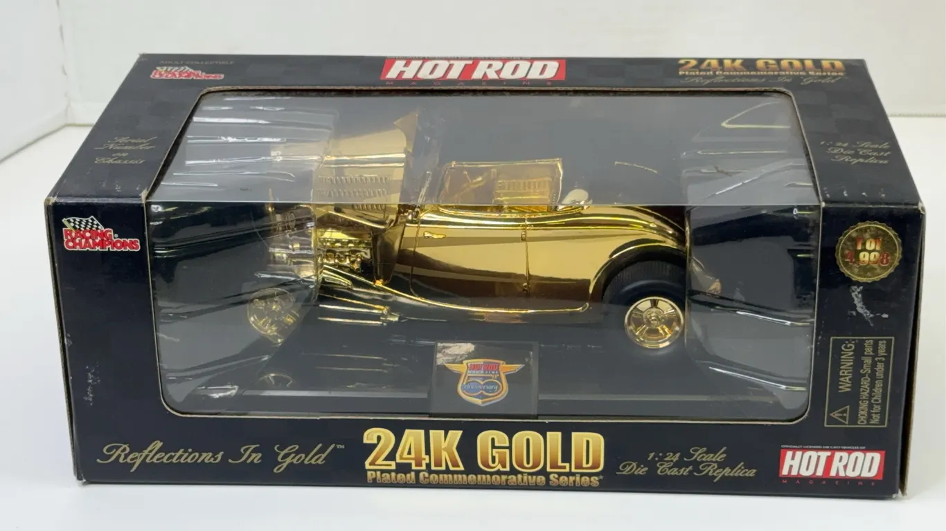 Racing Champions Hot Rod Magazine 1:24 Scale Die-Cast Car
