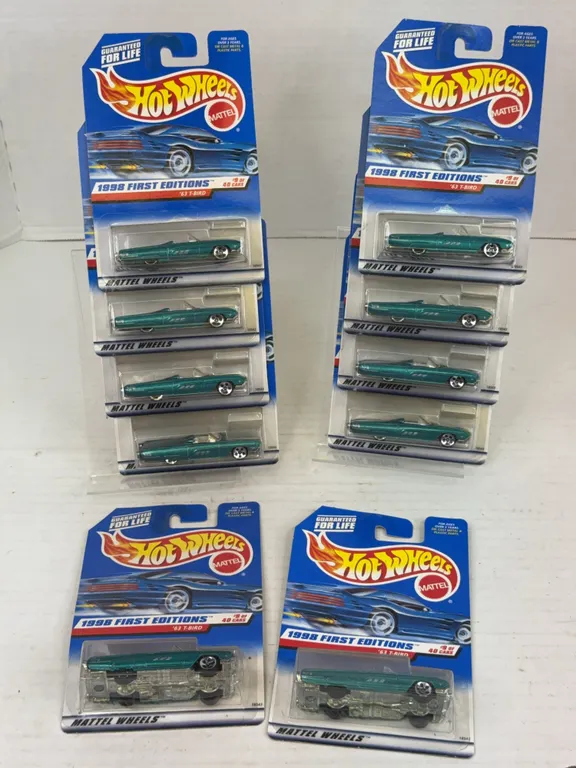 Hot Wheels 1998 First Editions '63 T-Bird Die-Cast Car Lot