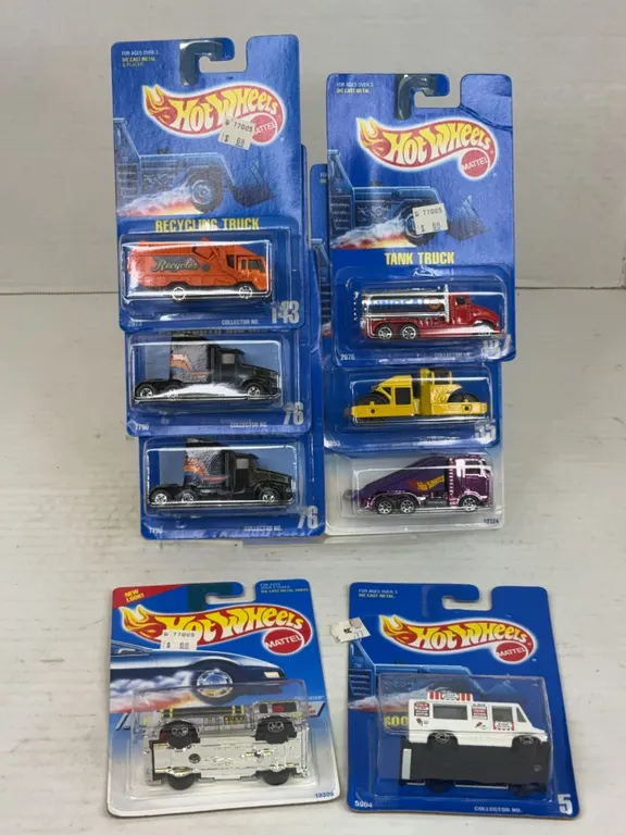 Hot Wheels 1990s Die-Cast Commercial Trucks and Work Vehicles Lot of 8