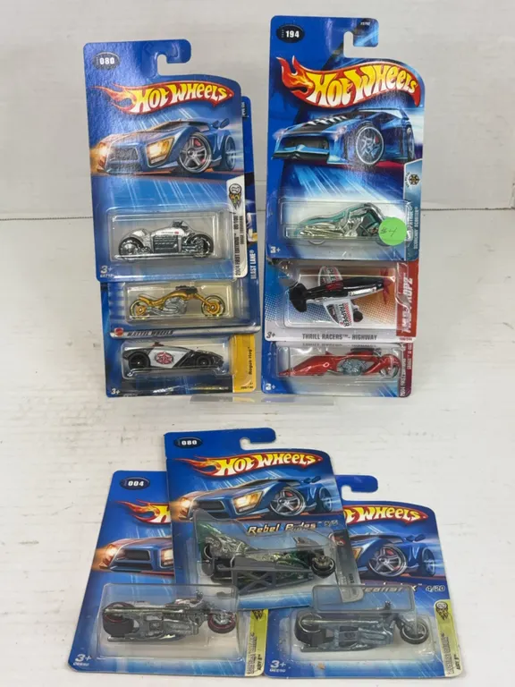 Hot Wheels Die-Cast Vehicle Lot Featuring First Editions Motorcycles and Airplanes