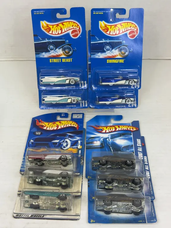 Hot Wheels Die-Cast Vehicle Lot Thunderbird Swingfire Street Beast