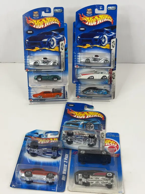 Hot Wheels Die-Cast Cars Lot Featuring 2003 Boulevard Buccaneers