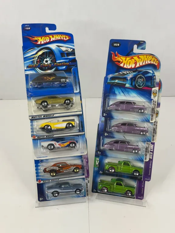 Hot Wheels Chevrolet Diecast Car Collection Lot of 11