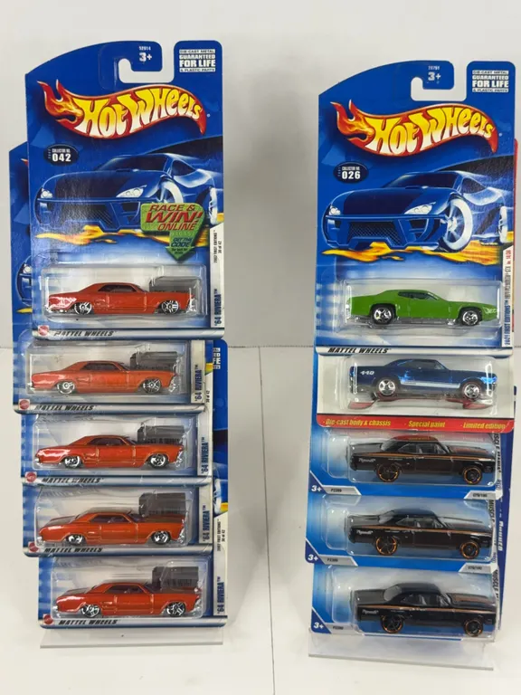 Hot Wheels Diecast Muscle Cars Lot 1964 Riviera Plymouth Roadrunner