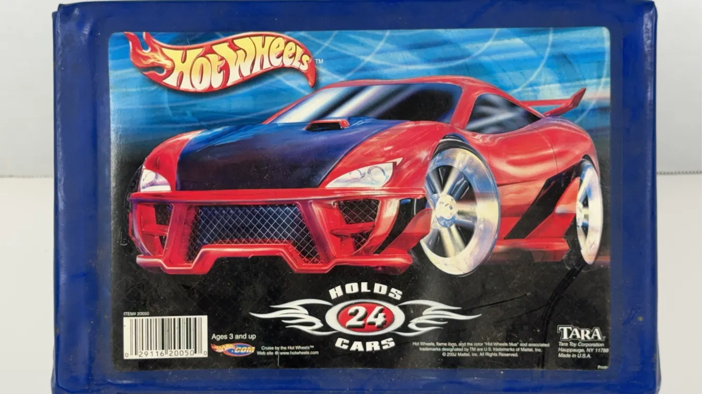 Mattel Hot Wheels 24 Car Carrying Case with Die-Cast Vehicles