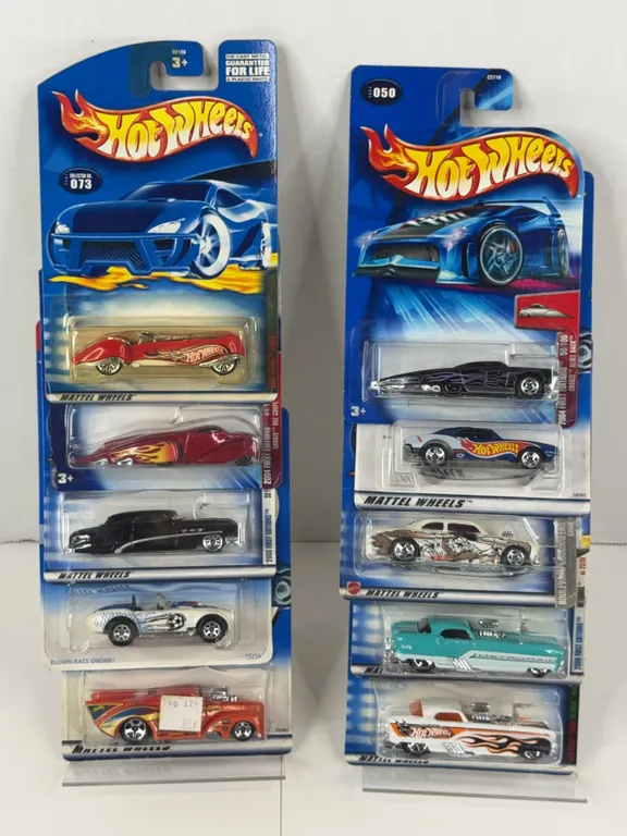 Hot Wheels Die-Cast Vehicle Collection Lot of 10 Carded