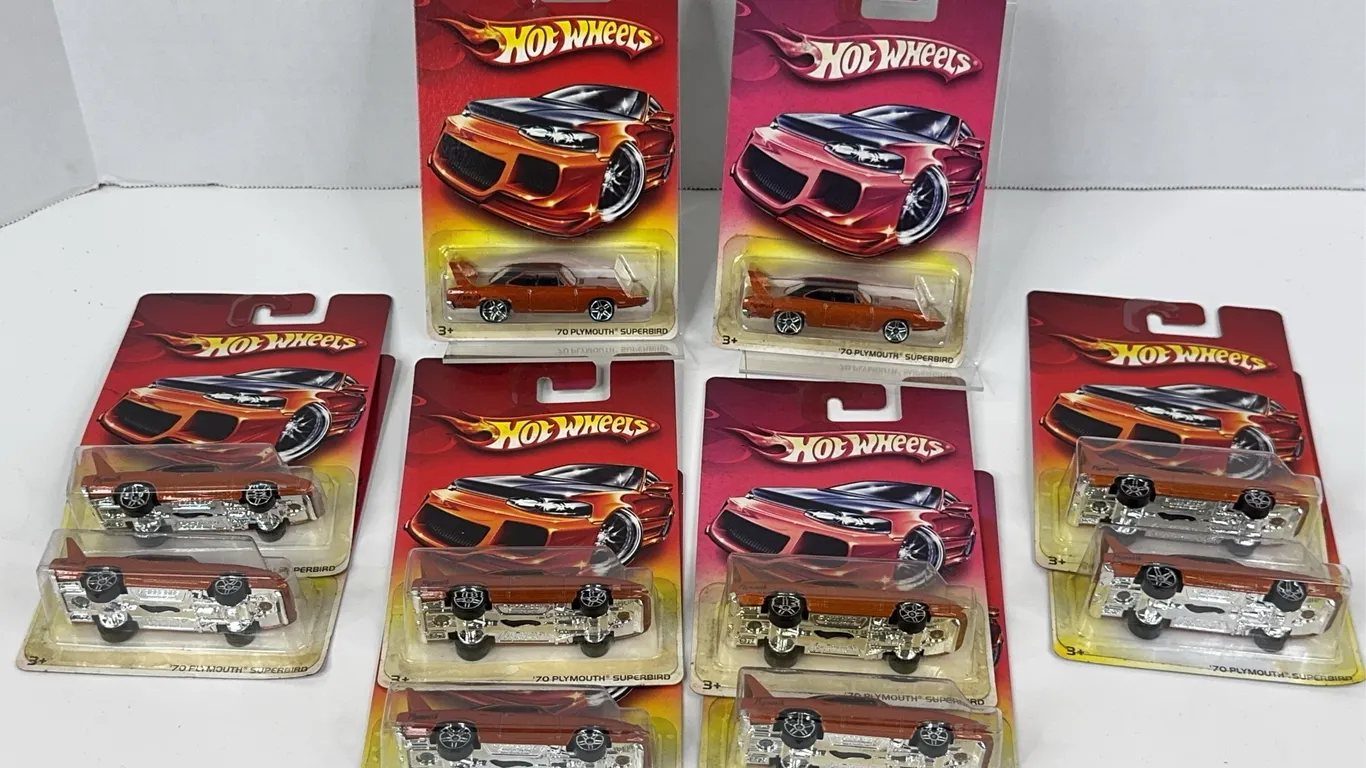 Hot Wheels 2006 '70 Plymouth Superbird Diecast Cars Lot of Eight