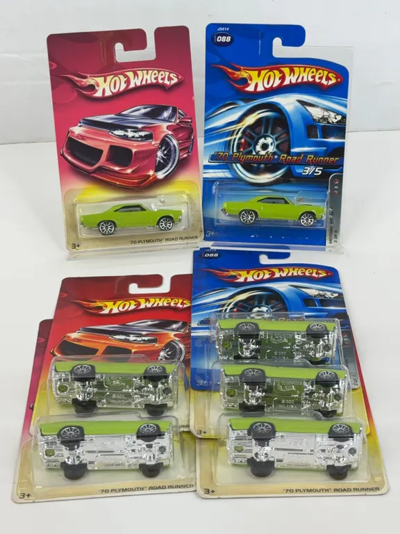 Hot Wheels 1970 Plymouth Road Runner Diecast Cars Lot of Seven