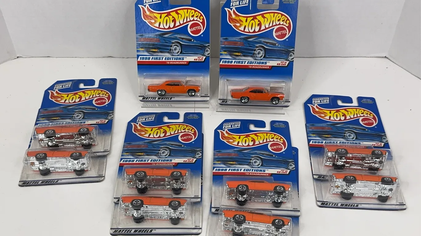 Hot Wheels 1998 First Editions '70 Plymouth Roadrunner Lot