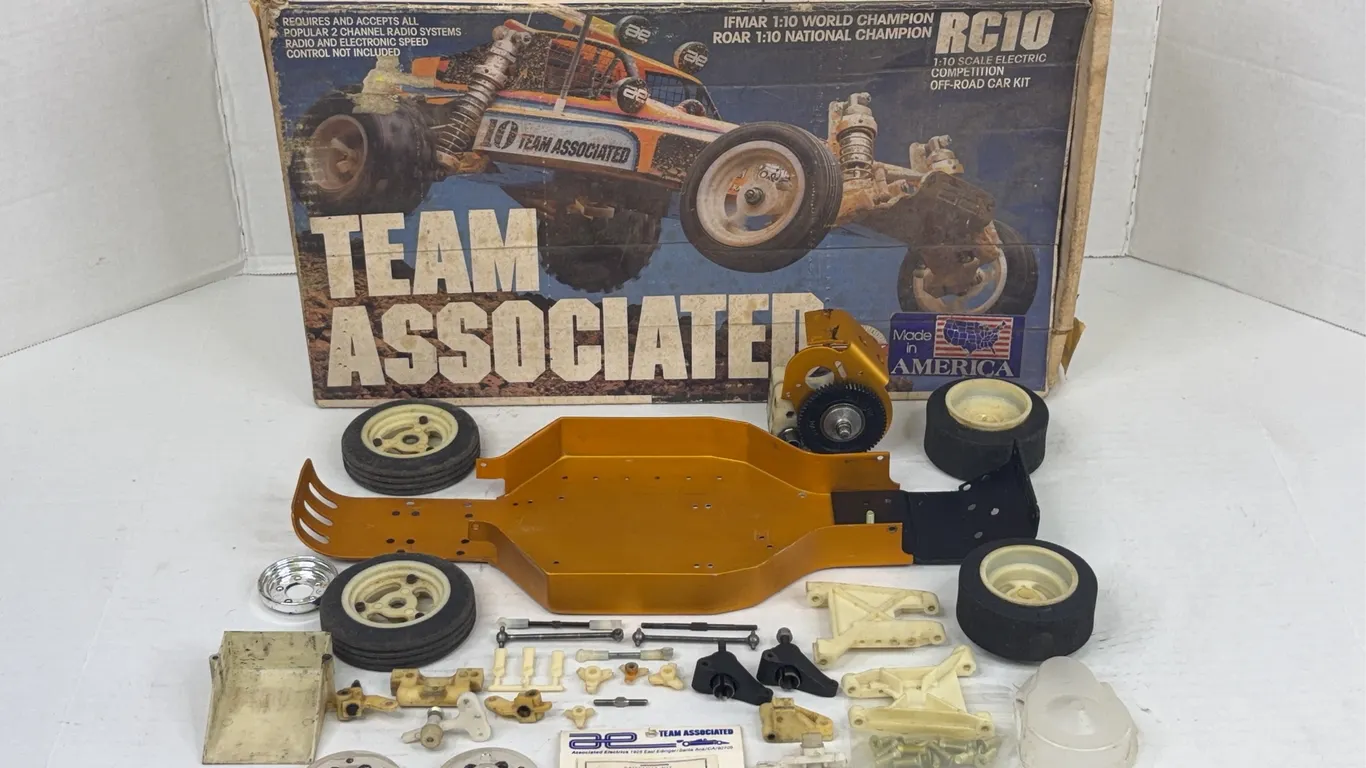 Team Associated RC10 Gold Tub Chassis and Components with Box