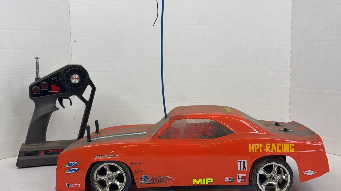 Traxxas 4WD Nitro RC Car With 1969 Camaro Z28 Body
