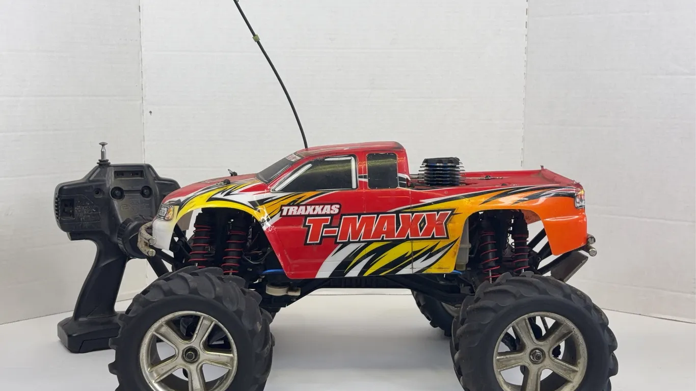 Traxxas T-Maxx 3.3 Nitro RC Monster Truck With Tamiya Transmitter