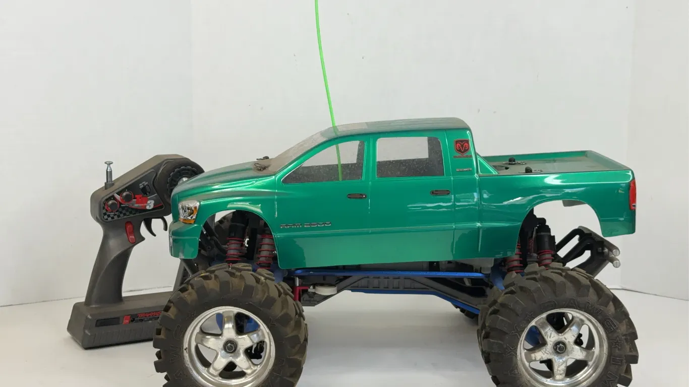 Traxxas T-Maxx Nitro Monster Truck Dodge Ram Body TQ3