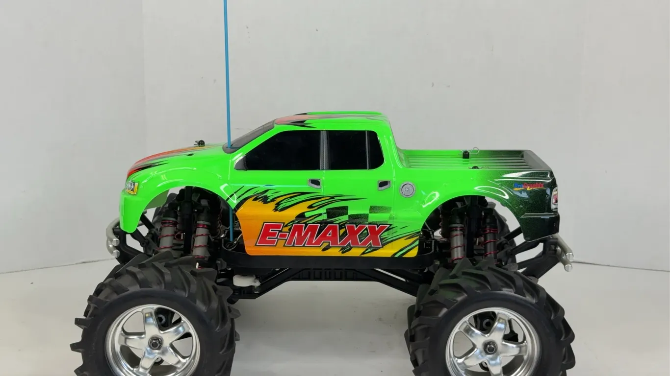 Traxxas E-Maxx Electric 4WD RC Monster Truck ProGraphix Body