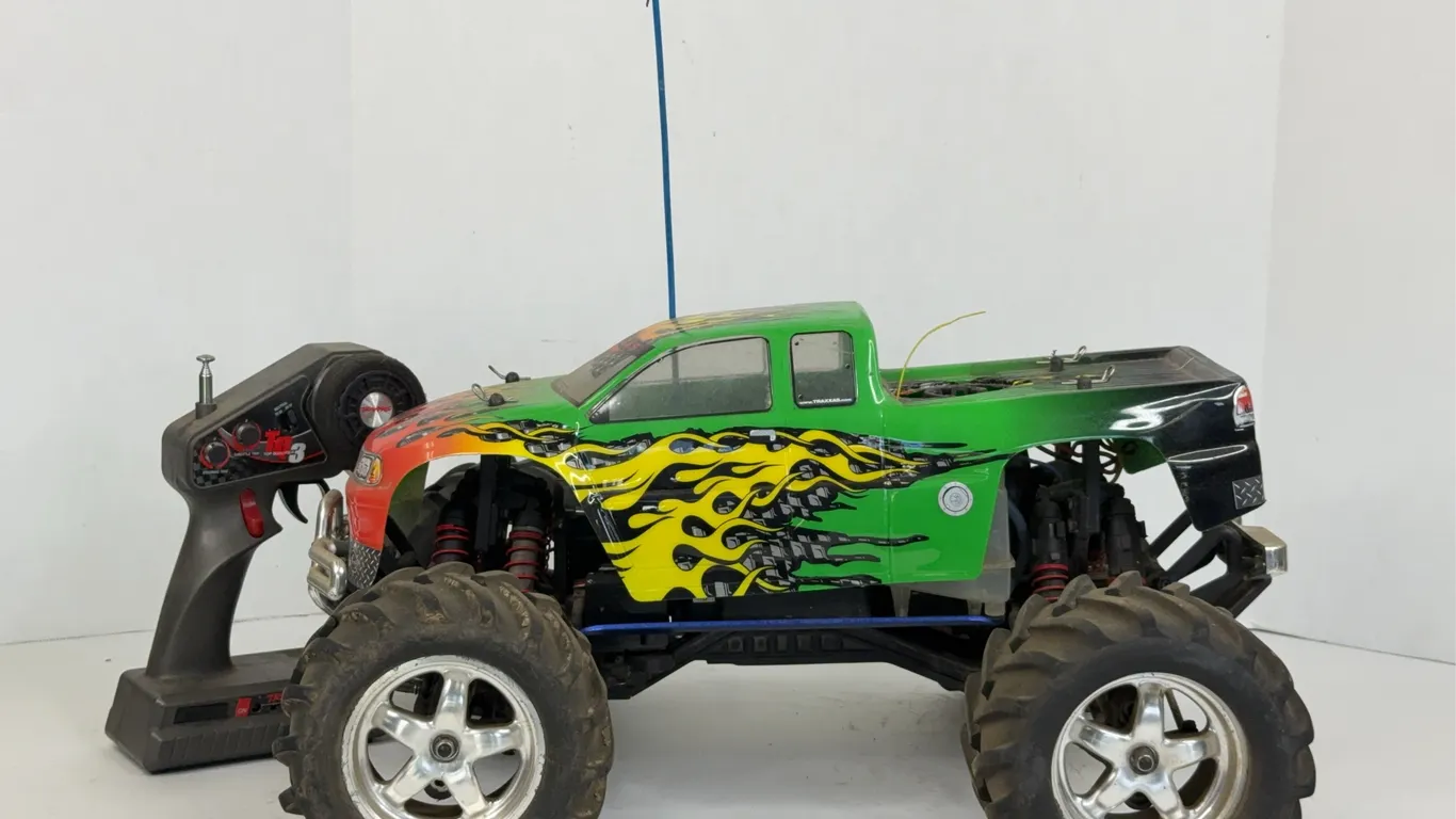 Traxxas T-Maxx Nitro RC Monster Truck With TQ3 Transmitter