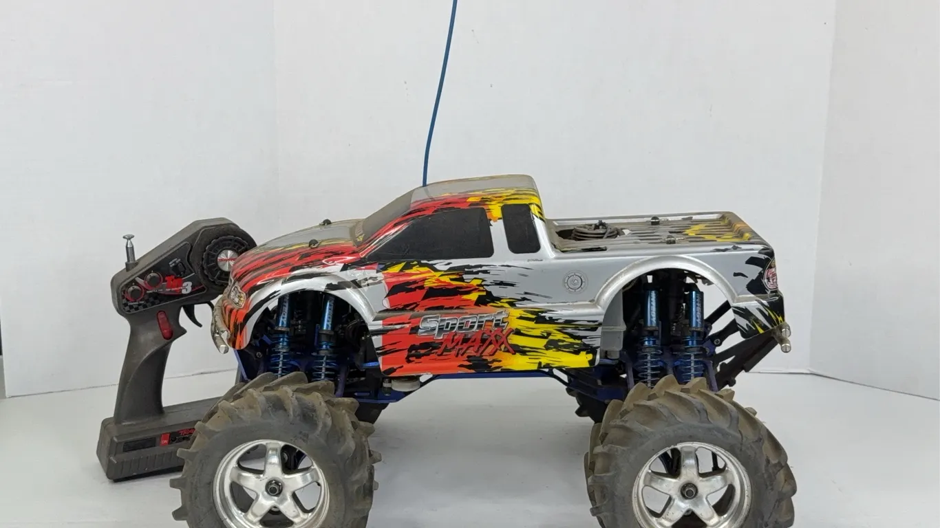 Traxxas Sport Maxx Nitro RC Monster Truck With TQ3 Transmitter