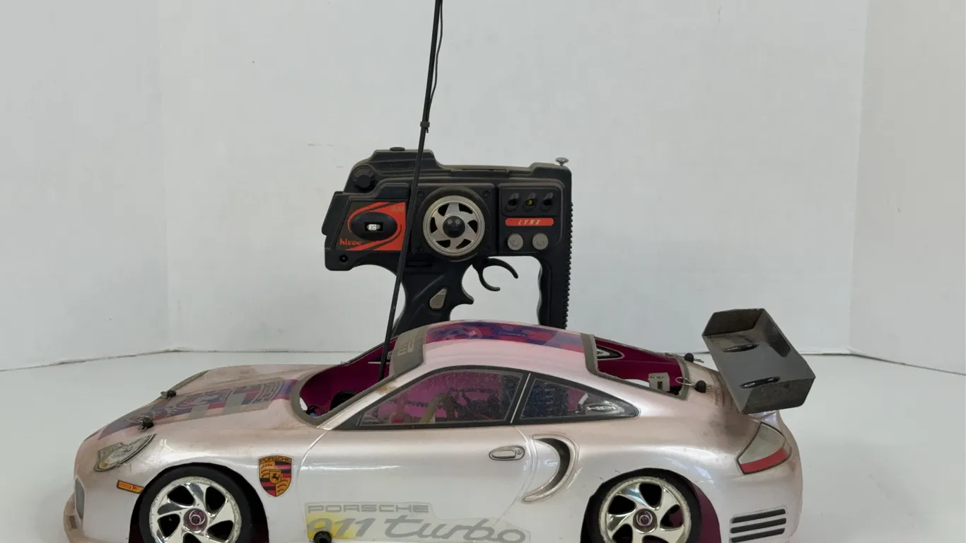 HPI Racing Porsche 911 Turbo Nitro RC Car With Hitec Lynx Radio