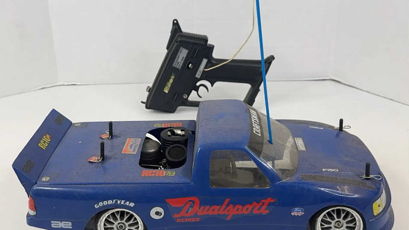 Team Associated RC10DS Nitro Ford F150 Truck With Futaba Controller