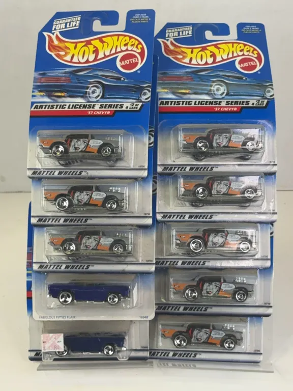 Hot Wheels 1997-1998 Die-Cast Cars Artistic License and Blue Streak Lots