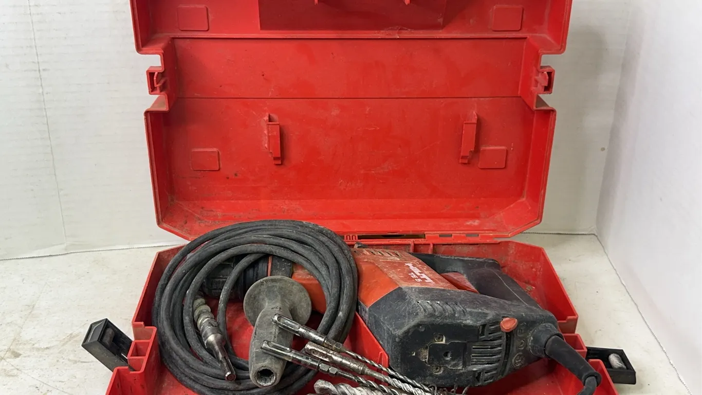 Hilti TE 5 Corded Rotary Hammer Drill with Bits and Case