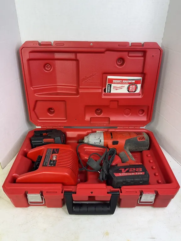 Milwaukee V28 Heavy Duty Cordless Impact Wrench Kit With Batteries