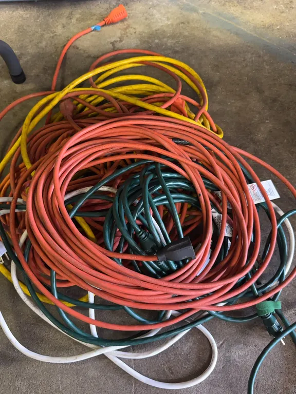 Assorted Heavy Duty Outdoor Electrical Extension Cords Lot