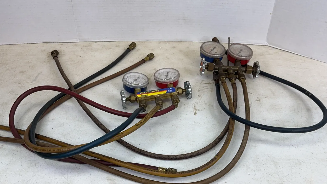 Robinair and Yellow Jacket HVAC AC Manifold Gauge Sets