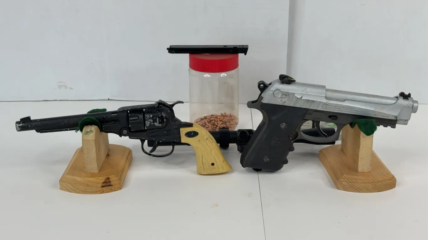 Crosman Mako BB Pistol with Cap Gun Scope and Pellets
