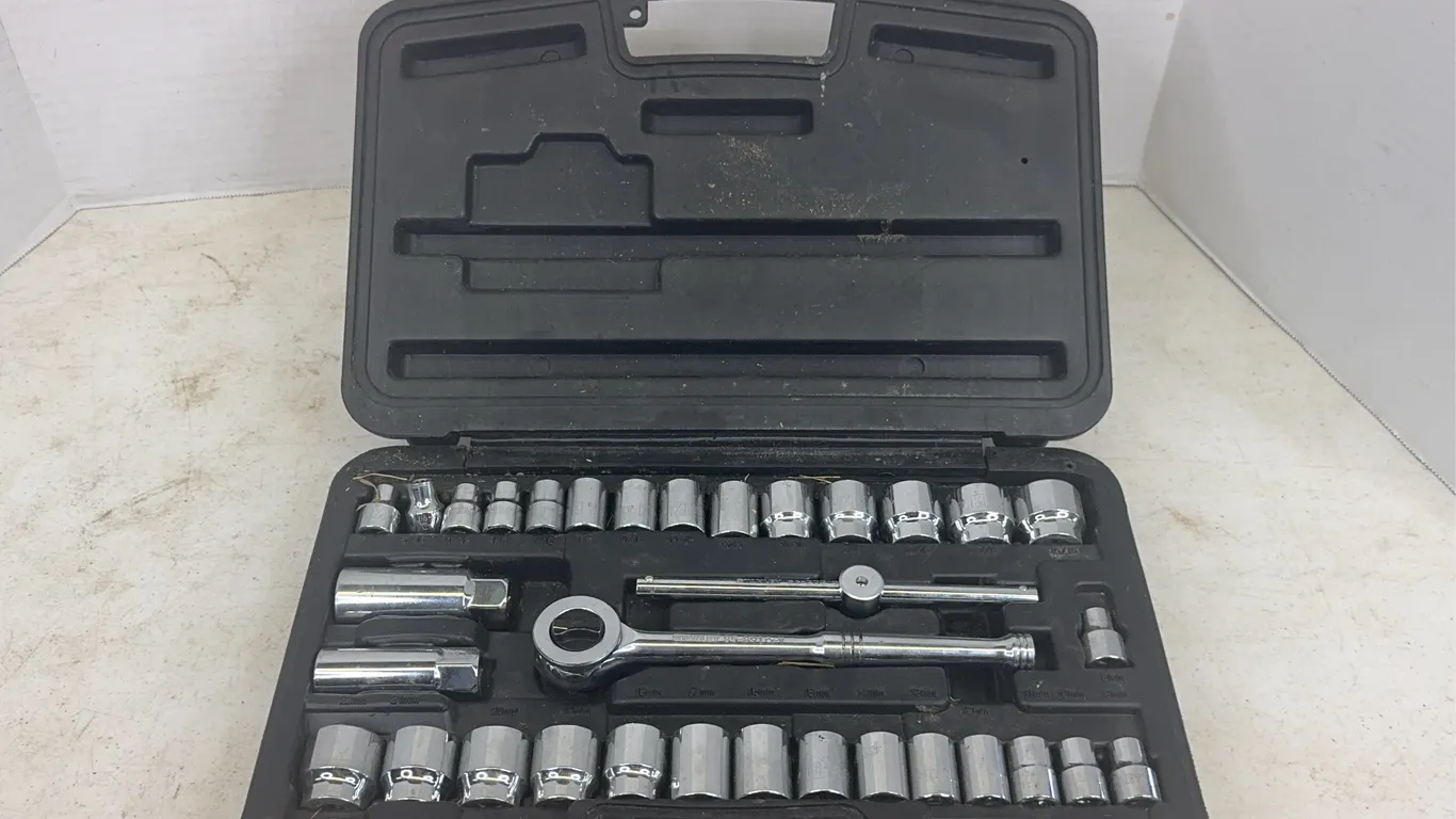 Stanley Mechanics Socket Set with Ratchet and Hard Case