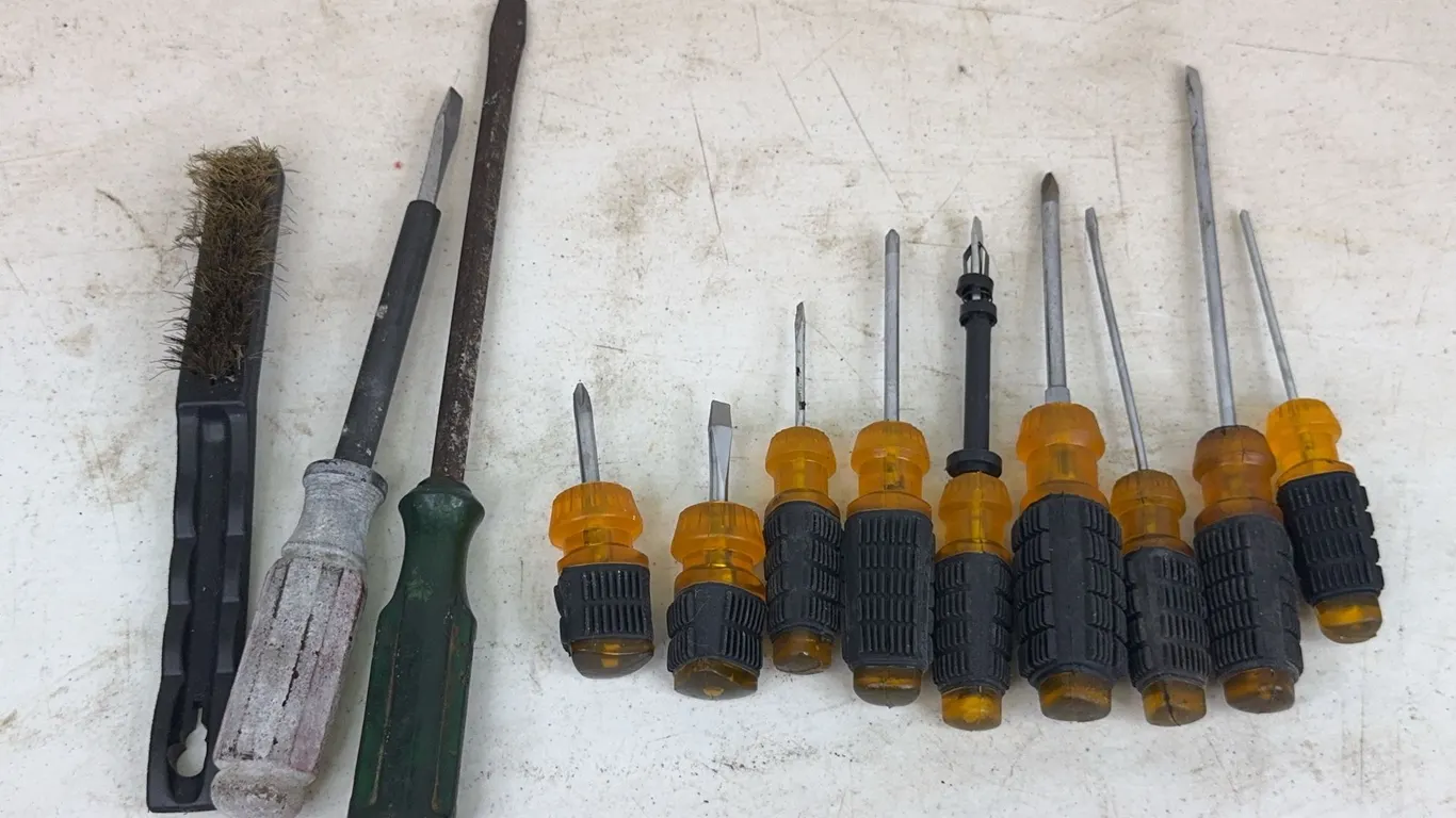 Assorted Screwdrivers Set with Amber Handles and Wire Brush Lot