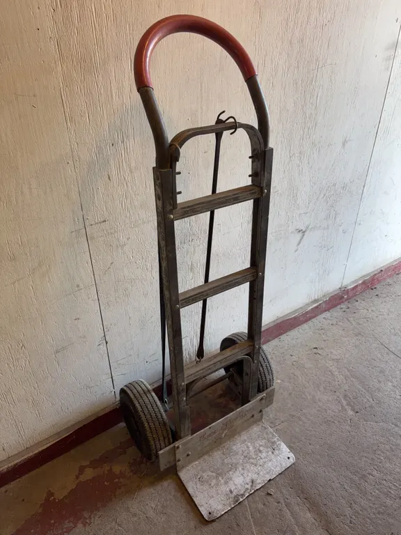 Brown-Darnell Detroit Heavy Duty Two Wheel Hand Truck Dolly