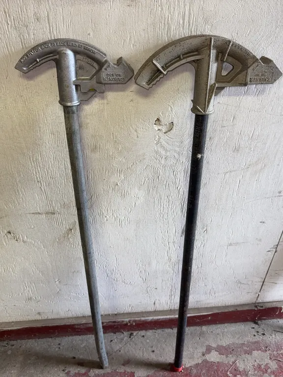 Gardner No 930 and No 911 Manual Conduit Bender Pair